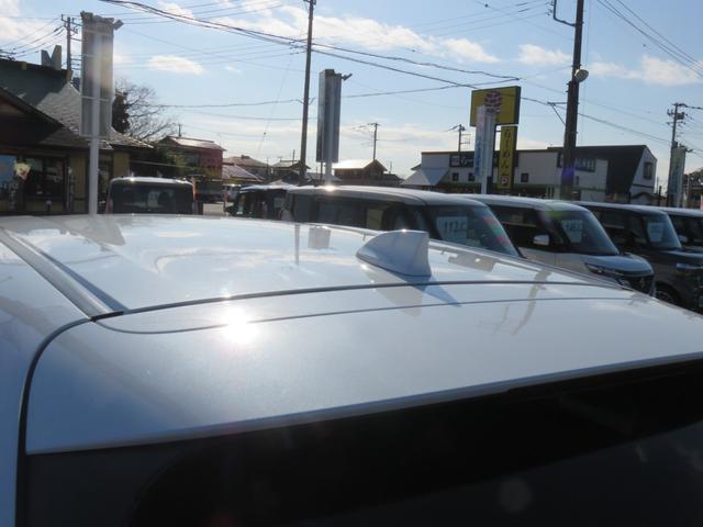 ヴェゼル ｅ：ＨＥＶ　Ｚ　メモリーナビゲーション　フルセグＴＶ　Ｂｌｕｅｔｏｏｔｈ対応　全方位カメラ　ＬＥＤヘッドライト　クルーズコントロール　シートヒーター　ＥＴＣ車載器　アイドリングストップ　スマートキー　衝突軽減ブレーキ（56枚目）