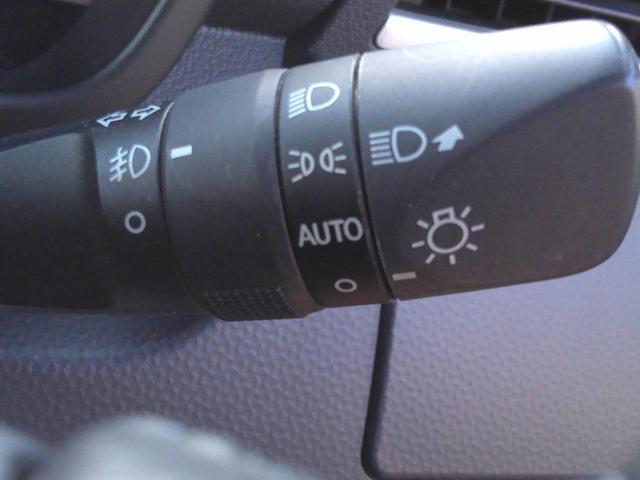 ルーミー カスタムG アイドリング 両側電動SD LEDヘット バックビューモニター Bluetoothオーディオ シートヒータ Aライト フルフラット 地デジ スマートキー メモリナビ 衝突安全ボディ オートエアコン(49枚目)