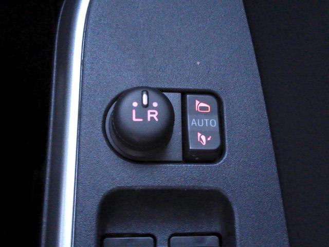 ルーミー カスタムG アイドリング 両側電動SD LEDヘット バックビューモニター Bluetoothオーディオ シートヒータ Aライト フルフラット 地デジ スマートキー メモリナビ 衝突安全ボディ オートエアコン(52枚目)