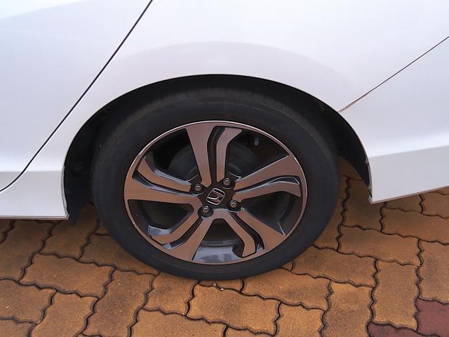 グレイス ハイブリッドＥＸ　ＡＷ　スマートキ－　運転席エアバッグ　ワンセグ　エアコン　Ｂｌｕｅｔｏｏｔｈオーディオ　メモリナビ　ＬＥＤヘッドランプ　クルーズＣ　Ｒカメ　キーレスエントリー　パワーウィンドウ　シートヒータ　ナビＴＶ（17枚目）