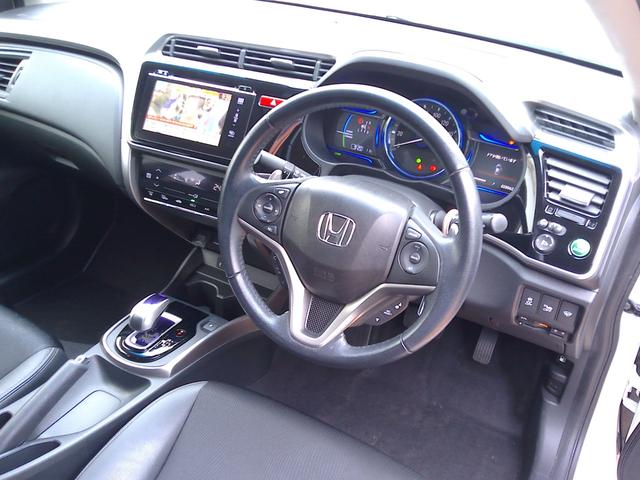 グレイス ハイブリッドＥＸ　ＡＷ　スマートキ－　運転席エアバッグ　ワンセグ　エアコン　Ｂｌｕｅｔｏｏｔｈオーディオ　メモリナビ　ＬＥＤヘッドランプ　クルーズＣ　Ｒカメ　キーレスエントリー　パワーウィンドウ　シートヒータ　ナビＴＶ（37枚目）