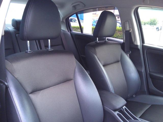 お車の乗り出し時に気になる４点を新品で！新品タイヤ４本、新品バッテリー、新品ブレーキパット、新品エアコンフィルターを交換工賃含めてご提案！本当にうれしいオプションパック！詳しくは店頭スタッフまで・・・