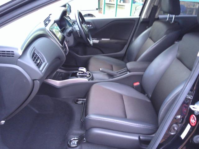 オートローンに不安のある方、自社ローンも取り扱いしております。店舗にお越し頂けたお客様は、直ぐに自社ローンの審査を致します。先ずはお気軽にご相談ください。石岡店　ＴＥＬ０２９９−２３−２３１１まで・・