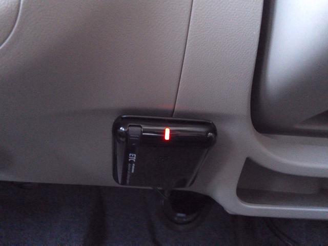 アルト Ｆ　ＥＴＣ付き　ナビＴＶ　パワーウィンドー　エアーバッグ　キーレスキー　ＡＣ　ＰＳ　メモリーナビゲーション　ワンセグＴＶ　修復歴なし（35枚目）