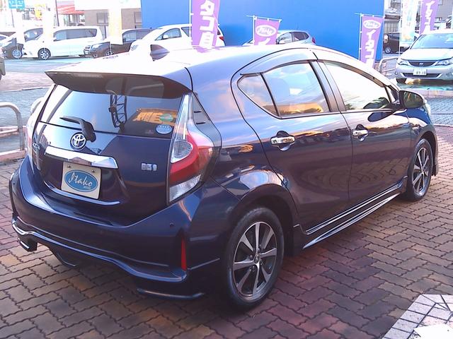 アクア Ｓスタイルブラック　安全ボディー　バックモニタ－　地デジフルセグ　ナビＴＶ　イモビライザー　スマートキープッシュスタート　アルミホイール　ＥＴＣ付き　Ｗエアバッグ　キーフリ　メモリーナビゲーション　フルオートエアコン（12枚目）