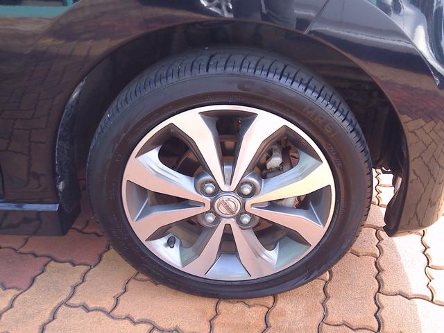 デイズ ハイウェイスター　Ｇターボ　地デジＴＶ　運転席エアバッグ　電格ドアミラー　スマキー　ナビＴＶ　ベンチシート　ＥＴＣ　バックモニター　セキュリティーアラーム　エアコン　ＡＢＳ　パワステ　キーレスエントリー　助手席エアバック　アルミ（19枚目）