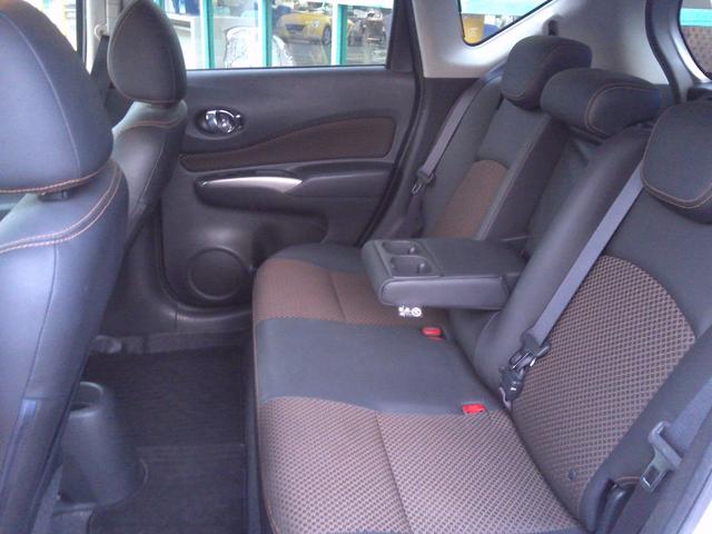 ノート メダリスト　エマージェンシーブレーキパッケージ　Ｂｌｕｅｔｏｏｔｈオーディオ　地デジＴＶ　横滑り防止　衝突安全ボディ　３６０度カメラ　バックカメラ　セキュリティアラーム　スマートキー　Ａストップ　ＴＶナビ　エアバッグ　全席ＰＷ　パワーステアリング（34枚目）