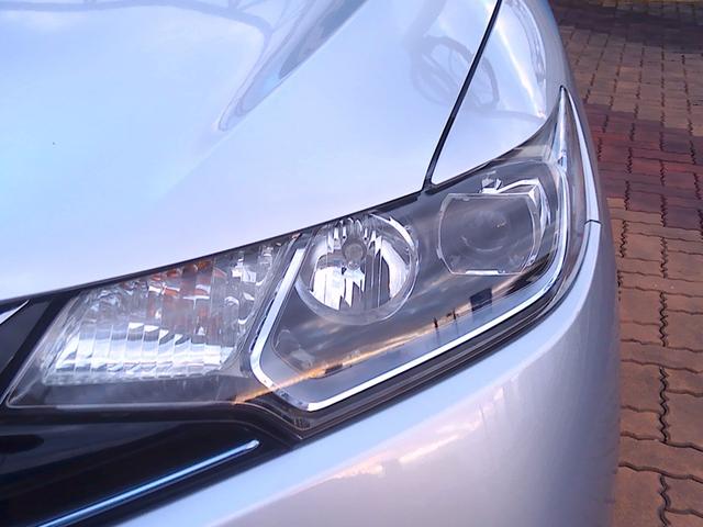 フィットハイブリッド Ｌパッケージ　電動格納式ミラー　ナビ＆ＴＶ　安全ボディ　ＬＥＤ　バックカメラ　オートクルーズコントロール　イモビライザー　１セグＴＶ　ＥＴＣ　ＡＵＴＯエアコン　ＡＢＳ　運転席助手席エアバッグ　運転席エアバック（21枚目）