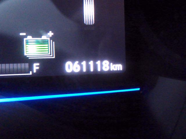 フィットハイブリッド Ｌパッケージ　電動格納式ミラー　ナビ＆ＴＶ　安全ボディ　ＬＥＤ　バックカメラ　オートクルーズコントロール　イモビライザー　１セグＴＶ　ＥＴＣ　ＡＵＴＯエアコン　ＡＢＳ　運転席助手席エアバッグ　運転席エアバック（39枚目）