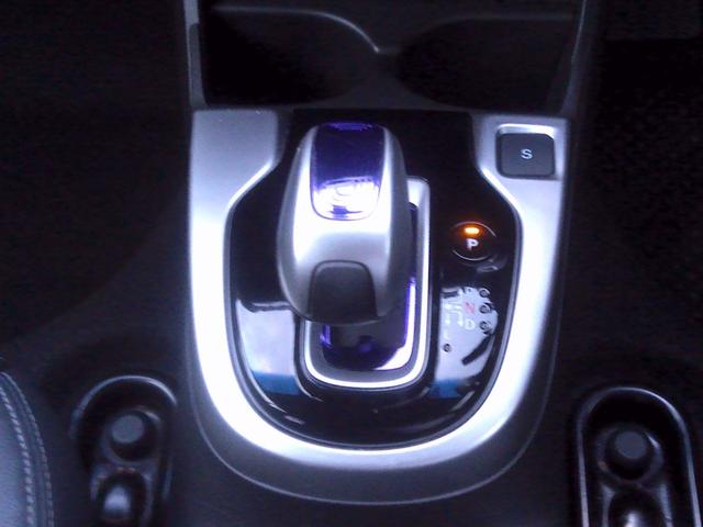 フィットハイブリッド Ｌパッケージ　電動格納式ミラー　ナビ＆ＴＶ　安全ボディ　ＬＥＤ　バックカメラ　オートクルーズコントロール　イモビライザー　１セグＴＶ　ＥＴＣ　ＡＵＴＯエアコン　ＡＢＳ　運転席助手席エアバッグ　運転席エアバック（45枚目）
