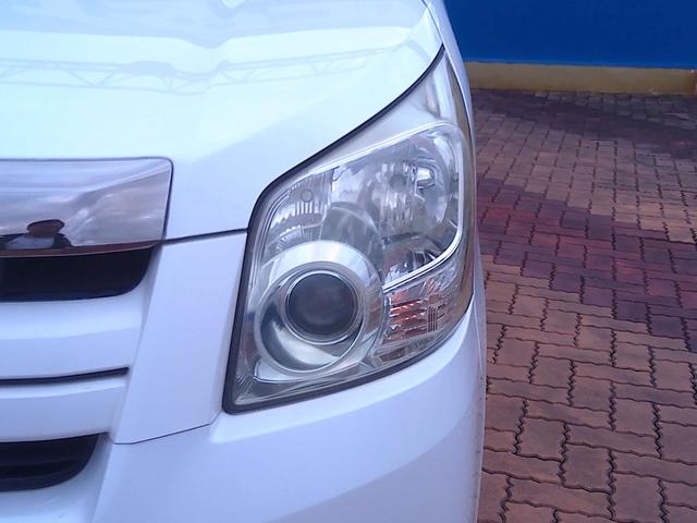 ノア S Gエディション パワーステアリング エアバック バックカメラ付き スマートキー&プッシュスタート ABS フルフラット キーレスエントリー アルミホイール 盗難防止システム 3列シート ウォークスルー DVD再生(23枚目)