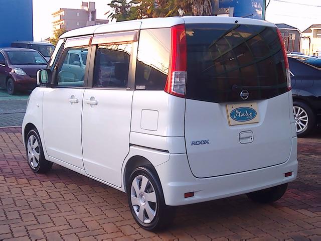 ルークス Ｇ　格納ミラー　スマートキープッシュスタート　ベンチ　セキュリティアラーム　キーレスエントリー　フルフラットシート　運転席助手席エアバック　エアバック　パワステ　オートエアコン　ＰＷ　衝突安全ボディ（13枚目）