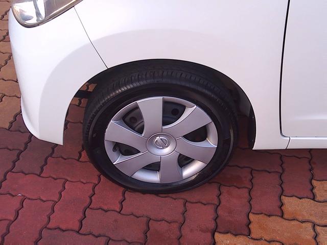 ルークス Ｇ　格納ミラー　スマートキープッシュスタート　ベンチ　セキュリティアラーム　キーレスエントリー　フルフラットシート　運転席助手席エアバック　エアバック　パワステ　オートエアコン　ＰＷ　衝突安全ボディ（20枚目）