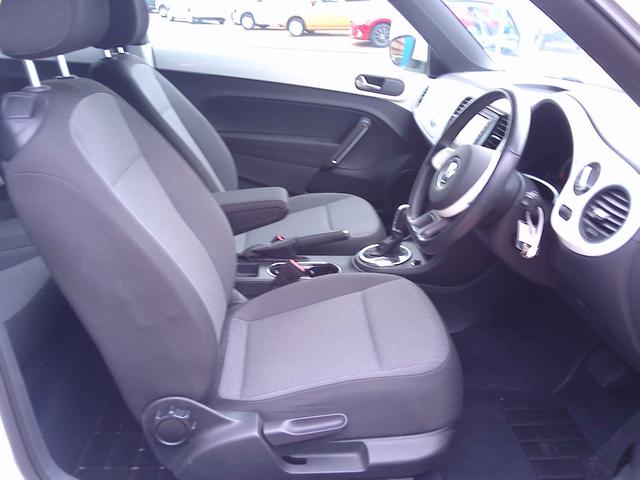 ザ・ビートル デザイン BLUETOOTH ETC車載器付 運転席エアバッグ キーレスアクセス 運転席パワーウィンドウ ナビTV マニュアルエアコン アルミホイール Wエアバッグ 電動ミラー メモリナビ パワーステアリング(26枚目)