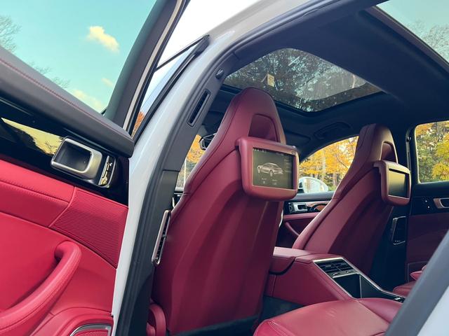 パナメーラ ４　ＰＤＫ　４ＷＤ　レッドレザー　リヤエンターテイメント（18枚目）