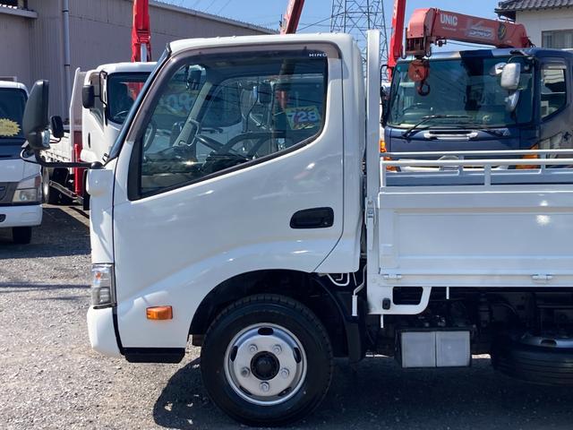 デュトロ 全低床　積載２０００ｋｇ　荷台内寸：１６１×３１１　３ペダル５速マニュアル　集中ロック　ＥＴＣ　バックカメ　４０００ｃｃターボ　タイヤサイズ：１９５／７５Ｒ１５　スペアタイヤ　４ナンバー（16枚目）