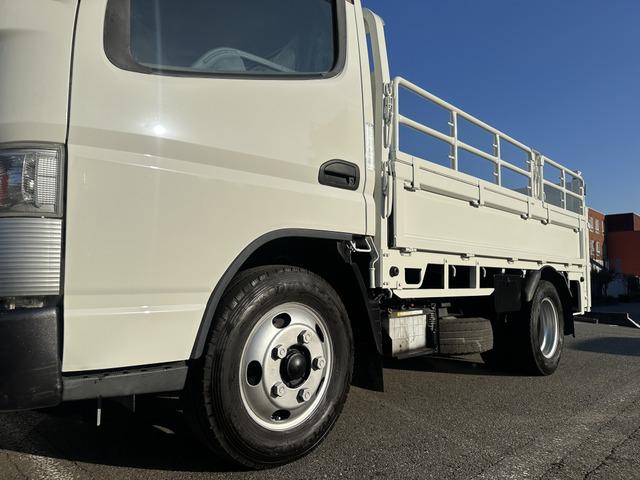 キャンター ＰＧ　積載３０００ｋｇ　荷台内寸幅１６０ｃｍ長さ３１８ｃｍパワーゲート内寸　長さ８５ｃｍ幅１５８　ディーゼルターボ　ＡＴ６速　電動格納ミラー　Ｂカメラ　タイヤサイズ２０５／７５Ｒ１６　スペアタイヤ（38枚目）