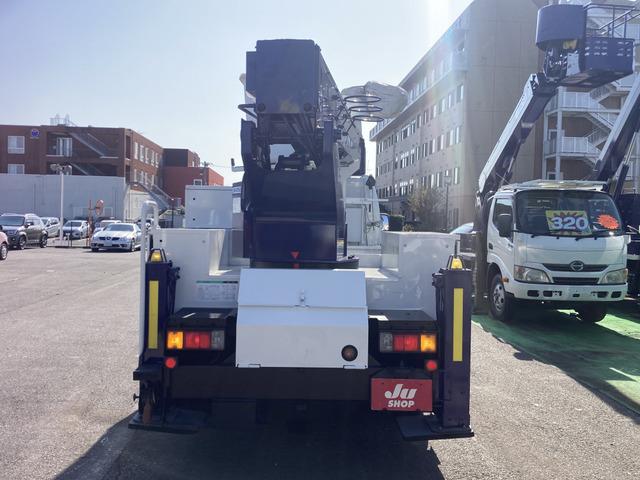 トヨエース 　☆高所作業車☆ＳＮ１５Ｂ☆アイチ☆３ペダル６速☆電格ミラー☆集中ロック☆キーレス☆ナビ☆バックカメラ☆電動パーキングブレーキ☆ターボ☆電工仕様☆ＦＲＰバケット☆サブバッテリー☆２０５／８０Ｒ１７．５（15枚目）