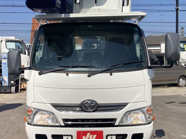 トヨエース 　☆高所作業車☆ＳＮ１５Ｂ☆アイチ☆３ペダル６速☆電格ミラー☆集中ロック☆キーレス☆ナビ☆バックカメラ☆電動パーキングブレーキ☆ターボ☆電工仕様☆ＦＲＰバケット☆サブバッテリー☆２０５／８０Ｒ１７．５（23枚目）