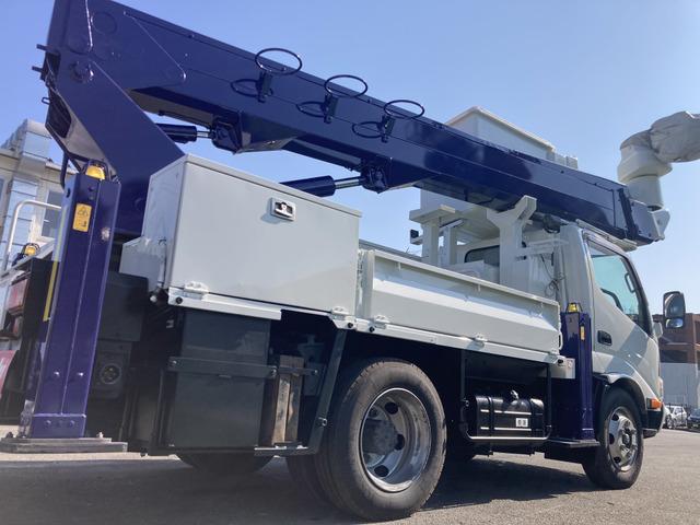 トヨエース 　☆高所作業車☆ＳＮ１５Ｂ☆アイチ☆３ペダル６速☆電格ミラー☆集中ロック☆キーレス☆ナビ☆バックカメラ☆電動パーキングブレーキ☆ターボ☆電工仕様☆ＦＲＰバケット☆サブバッテリー☆２０５／８０Ｒ１７．５（30枚目）