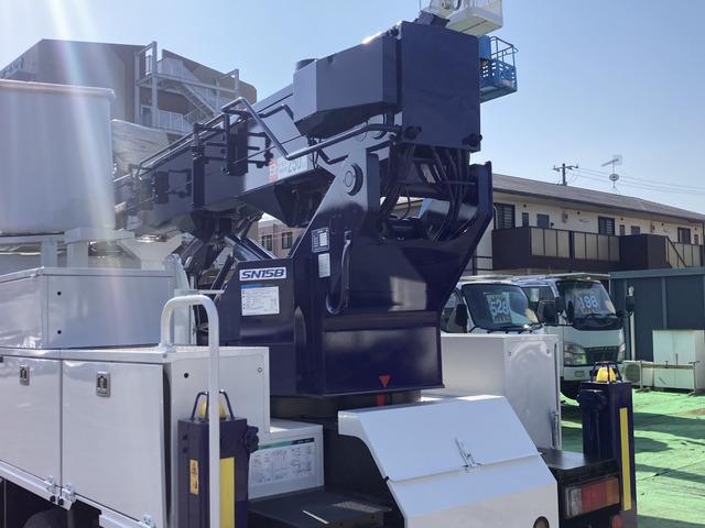トヨエース 　☆高所作業車☆ＳＮ１５Ｂ☆アイチ☆３ペダル６速☆電格ミラー☆集中ロック☆キーレス☆ナビ☆バックカメラ☆電動パーキングブレーキ☆ターボ☆電工仕様☆ＦＲＰバケット☆サブバッテリー☆２０５／８０Ｒ１７．５（35枚目）