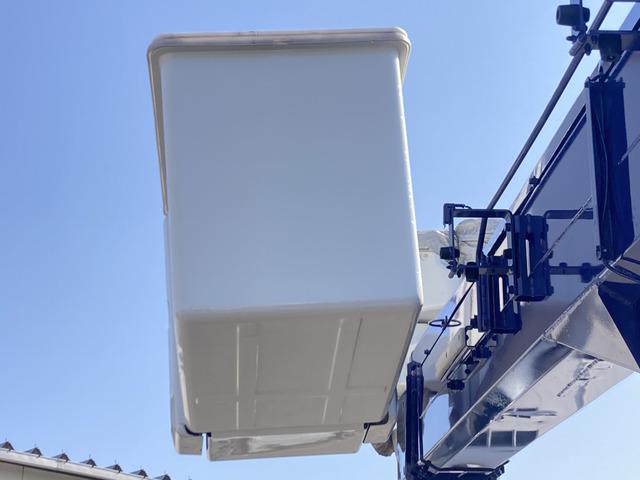 トヨエース 　☆高所作業車☆ＳＮ１５Ｂ☆アイチ☆３ペダル６速☆電格ミラー☆集中ロック☆キーレス☆ナビ☆バックカメラ☆電動パーキングブレーキ☆ターボ☆電工仕様☆ＦＲＰバケット☆サブバッテリー☆２０５／８０Ｒ１７．５（54枚目）