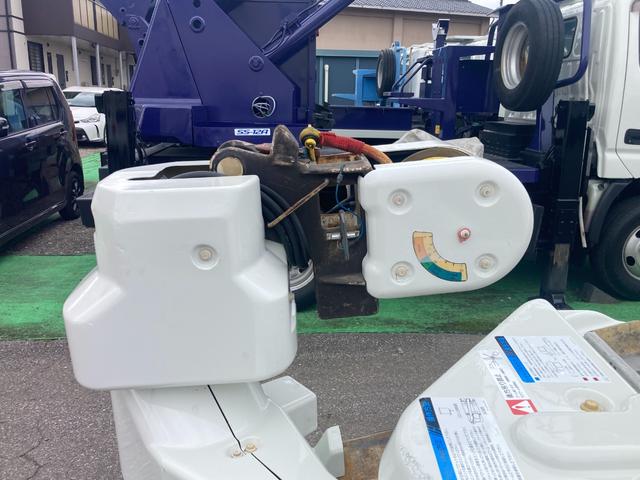 トヨエース 　☆高所作業車☆ＳＮ１５Ｂ☆アイチ☆３ペダル６速☆電格ミラー☆集中ロック☆キーレス☆ナビ☆バックカメラ☆電動パーキングブレーキ☆ターボ☆電工仕様☆ＦＲＰバケット☆サブバッテリー☆２０５／８０Ｒ１７．５（59枚目）