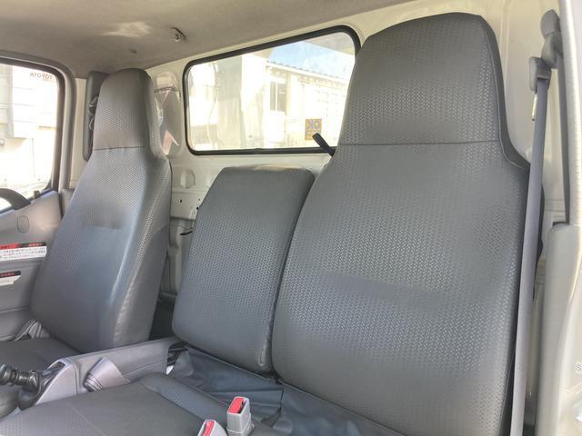 トヨエース 　☆高所作業車☆ＳＮ１５Ｂ☆アイチ☆３ペダル６速☆電格ミラー☆集中ロック☆キーレス☆ナビ☆バックカメラ☆電動パーキングブレーキ☆ターボ☆電工仕様☆ＦＲＰバケット☆サブバッテリー☆２０５／８０Ｒ１７．５（70枚目）