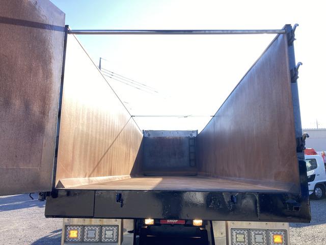 スーパーグレート ベースグレード ☆土砂禁深ダンプ☆積載10000kg☆荷台内寸:幅230×長915×高171=36立米☆3ペダル7速☆電格ミラー☆集中ロック☆ETC☆2デフ☆寝台付☆12800ccターボ☆1R22.5☆極東開発(41枚目)