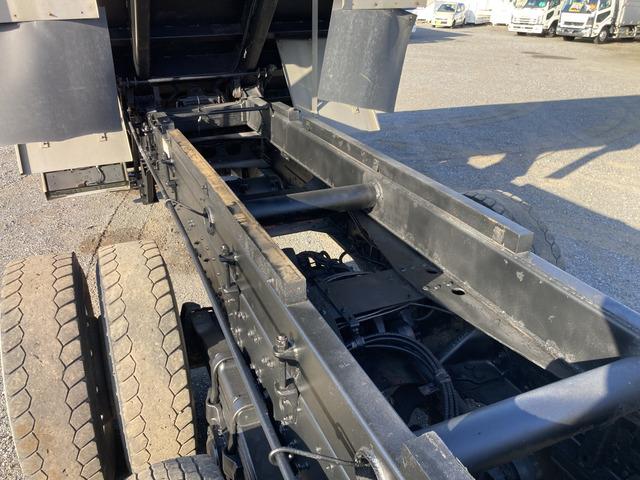 スーパーグレート ベースグレード ☆土砂禁深ダンプ☆積載10000kg☆荷台内寸:幅230×長915×高171=36立米☆3ペダル7速☆電格ミラー☆集中ロック☆ETC☆2デフ☆寝台付☆12800ccターボ☆1R22.5☆極東開発(53枚目)