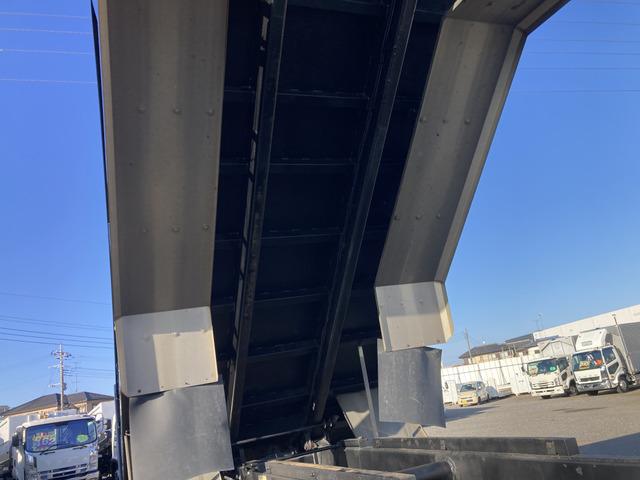 スーパーグレート ベースグレード ☆土砂禁深ダンプ☆積載10000kg☆荷台内寸:幅230×長915×高171=36立米☆3ペダル7速☆電格ミラー☆集中ロック☆ETC☆2デフ☆寝台付☆12800ccターボ☆1R22.5☆極東開発(54枚目)