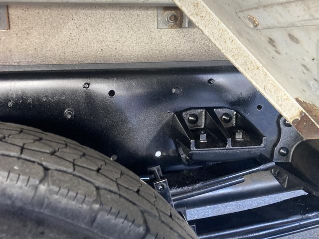 コンドル ベースグレード ☆アルミウイング☆ワイドキャビン☆積載3200kg☆荷台内寸:幅241×長623×高232☆3ペダル6速☆電格ミラー☆集中ロック☆ETC☆バックカメラ☆6400ccターボ☆ラッシングレール☆HID(11枚目)