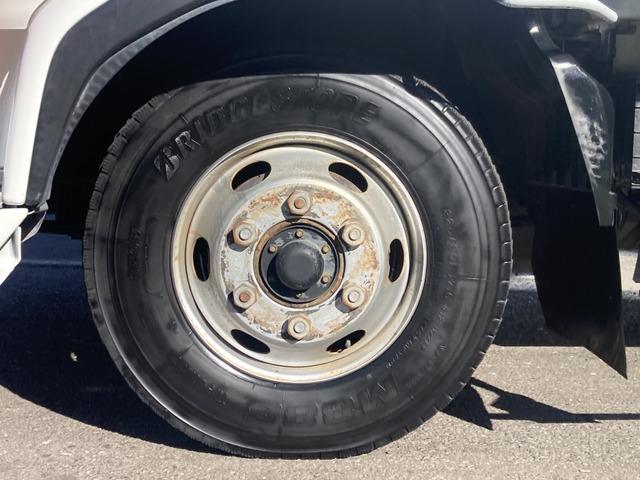 コンドル ベースグレード ☆アルミウイング☆ワイドキャビン☆積載3200kg☆荷台内寸:幅241×長623×高232☆3ペダル6速☆電格ミラー☆集中ロック☆ETC☆バックカメラ☆6400ccターボ☆ラッシングレール☆HID(41枚目)