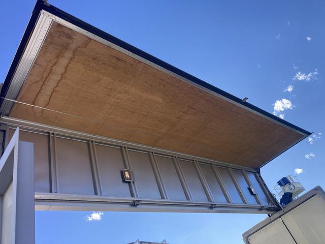 コンドル ベースグレード ☆アルミウイング☆ワイドキャビン☆積載3200kg☆荷台内寸:幅241×長623×高232☆3ペダル6速☆電格ミラー☆集中ロック☆ETC☆バックカメラ☆6400ccターボ☆ラッシングレール☆HID(49枚目)