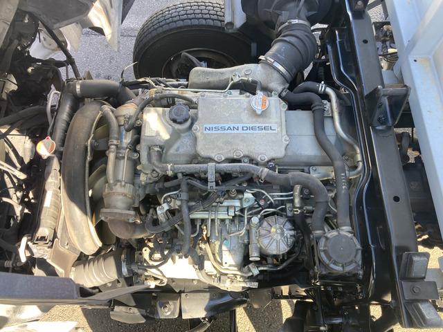 コンドル ベースグレード ☆アルミウイング☆ワイドキャビン☆積載3200kg☆荷台内寸:幅241×長623×高232☆3ペダル6速☆電格ミラー☆集中ロック☆ETC☆バックカメラ☆6400ccターボ☆ラッシングレール☆HID(60枚目)