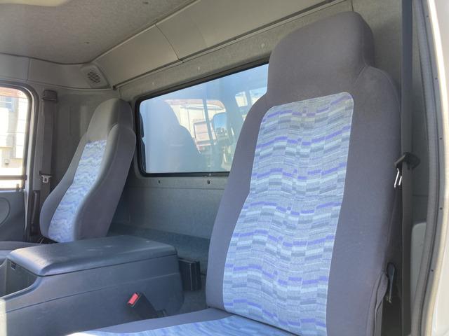 コンドル ベースグレード ☆アルミウイング☆ワイドキャビン☆積載3200kg☆荷台内寸:幅241×長623×高232☆3ペダル6速☆電格ミラー☆集中ロック☆ETC☆バックカメラ☆6400ccターボ☆ラッシングレール☆HID(66枚目)