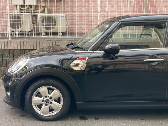 ＭＩＮＩ ヴィクトリア　☆ナビパッケージ☆スポーツレザーステアリング☆アームレスト☆Ｂｌｕｅｔｏｏｔｈオーディオ☆バックモニター☆液晶ルームミラー☆ＬＥＤヘッドランプ☆ＬＥＤリアコンビランプ☆ＥＴＣ☆キーレス☆禁煙車（15枚目）