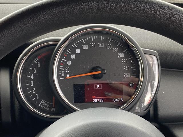 ＭＩＮＩ ヴィクトリア　☆ナビパッケージ☆スポーツレザーステアリング☆アームレスト☆Ｂｌｕｅｔｏｏｔｈオーディオ☆バックモニター☆液晶ルームミラー☆ＬＥＤヘッドランプ☆ＬＥＤリアコンビランプ☆ＥＴＣ☆キーレス☆禁煙車（64枚目）