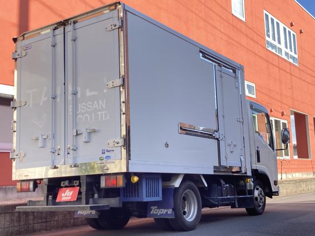 エルフトラック ☆冷蔵冷凍車☆-30度設定☆超低温冷凍車☆スタンバイ装置※コード欠☆サイドドア☆積載2000kg☆荷台内寸:幅171×長318×高165☆3ペダル5速☆電格ミラ☆キーレス☆ETC☆バックカメラ☆ターボ(2枚目)