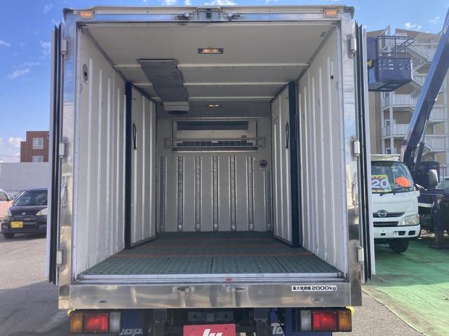 エルフトラック ☆冷蔵冷凍車☆-30度設定☆超低温冷凍車☆スタンバイ装置※コード欠☆サイドドア☆積載2000kg☆荷台内寸:幅171×長318×高165☆3ペダル5速☆電格ミラ☆キーレス☆ETC☆バックカメラ☆ターボ(5枚目)