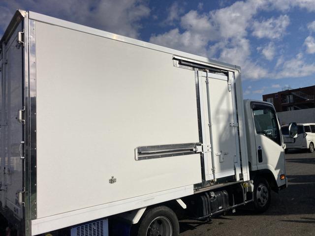 エルフトラック ☆冷蔵冷凍車☆-30度設定☆超低温冷凍車☆スタンバイ装置※コード欠☆サイドドア☆積載2000kg☆荷台内寸:幅171×長318×高165☆3ペダル5速☆電格ミラ☆キーレス☆ETC☆バックカメラ☆ターボ(27枚目)