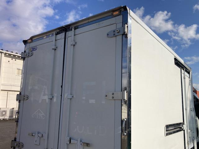 エルフトラック ☆冷蔵冷凍車☆-30度設定☆超低温冷凍車☆スタンバイ装置※コード欠☆サイドドア☆積載2000kg☆荷台内寸:幅171×長318×高165☆3ペダル5速☆電格ミラ☆キーレス☆ETC☆バックカメラ☆ターボ(29枚目)