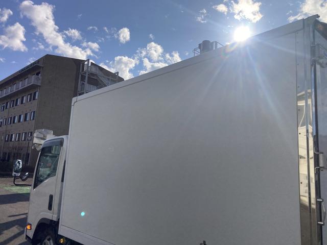 エルフトラック ☆冷蔵冷凍車☆-30度設定☆超低温冷凍車☆スタンバイ装置※コード欠☆サイドドア☆積載2000kg☆荷台内寸:幅171×長318×高165☆3ペダル5速☆電格ミラ☆キーレス☆ETC☆バックカメラ☆ターボ(35枚目)