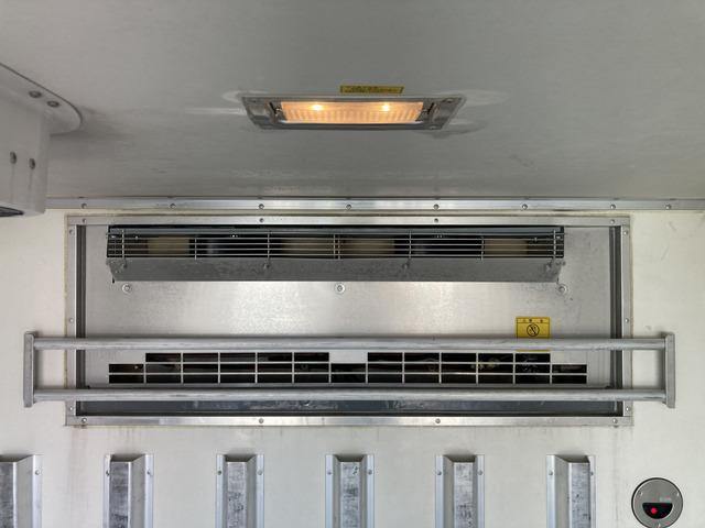 エルフトラック ☆冷蔵冷凍車☆-30度設定☆超低温冷凍車☆スタンバイ装置※コード欠☆サイドドア☆積載2000kg☆荷台内寸:幅171×長318×高165☆3ペダル5速☆電格ミラ☆キーレス☆ETC☆バックカメラ☆ターボ(47枚目)