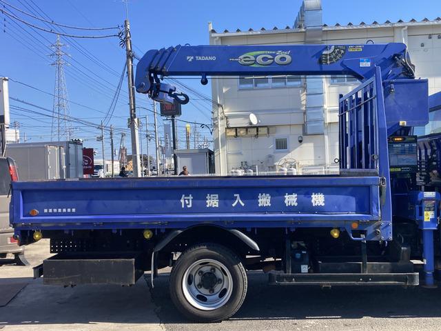 キャンター 　☆ダブルキャブクレーン☆ワイドロング☆ラジコン付☆フックイン☆２．９３ｔ吊り☆積載２３００ｋｇ☆荷台内寸：１９１×３３５☆荷台鉄板張り☆６速ＡＴ☆キーレス☆ＥＴＣ☆バックカメラ☆ドラレコ☆リアクーラー（9枚目）