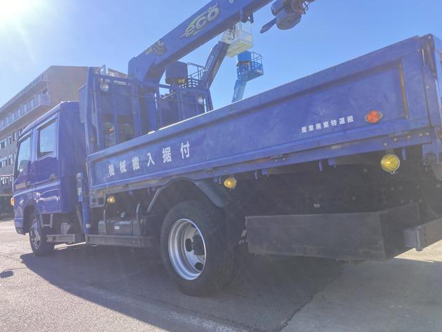 キャンター 　☆ダブルキャブクレーン☆ワイドロング☆ラジコン付☆フックイン☆２．９３ｔ吊り☆積載２３００ｋｇ☆荷台内寸：１９１×３３５☆荷台鉄板張り☆６速ＡＴ☆キーレス☆ＥＴＣ☆バックカメラ☆ドラレコ☆リアクーラー（34枚目）