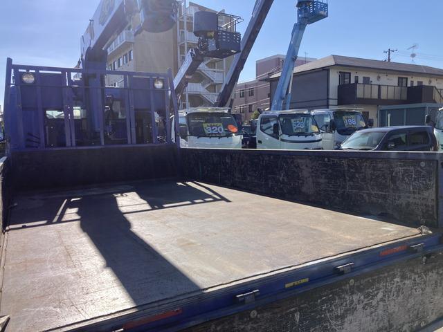 キャンター 　☆ダブルキャブクレーン☆ワイドロング☆ラジコン付☆フックイン☆２．９３ｔ吊り☆積載２３００ｋｇ☆荷台内寸：１９１×３３５☆荷台鉄板張り☆６速ＡＴ☆キーレス☆ＥＴＣ☆バックカメラ☆ドラレコ☆リアクーラー（46枚目）