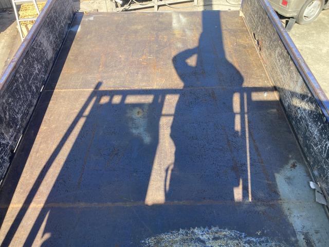 キャンター 　☆ダブルキャブクレーン☆ワイドロング☆ラジコン付☆フックイン☆２．９３ｔ吊り☆積載２３００ｋｇ☆荷台内寸：１９１×３３５☆荷台鉄板張り☆６速ＡＴ☆キーレス☆ＥＴＣ☆バックカメラ☆ドラレコ☆リアクーラー（48枚目）