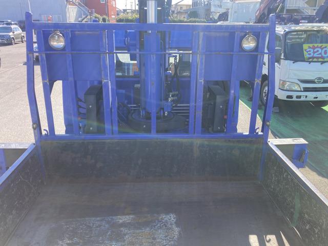 キャンター 　☆ダブルキャブクレーン☆ワイドロング☆ラジコン付☆フックイン☆２．９３ｔ吊り☆積載２３００ｋｇ☆荷台内寸：１９１×３３５☆荷台鉄板張り☆６速ＡＴ☆キーレス☆ＥＴＣ☆バックカメラ☆ドラレコ☆リアクーラー（49枚目）