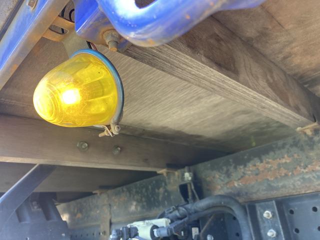 キャンター 　☆ダブルキャブクレーン☆ワイドロング☆ラジコン付☆フックイン☆２．９３ｔ吊り☆積載２３００ｋｇ☆荷台内寸：１９１×３３５☆荷台鉄板張り☆６速ＡＴ☆キーレス☆ＥＴＣ☆バックカメラ☆ドラレコ☆リアクーラー（50枚目）